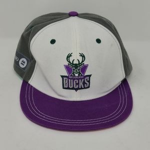 Milwaukee Bucks Vintage Snapback Hat Melonwear EUC